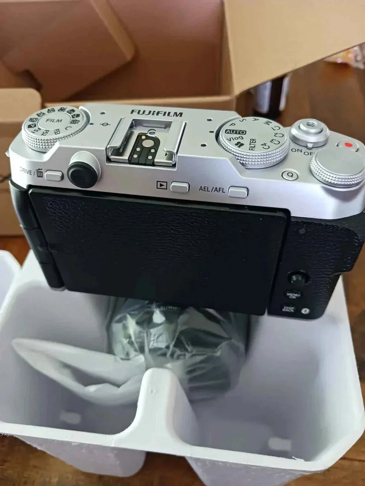 Fujifilm X - M5 26.1MP APS - C Mirrorless Camera with 15 - 45mm Lens - Silver - lucycamera