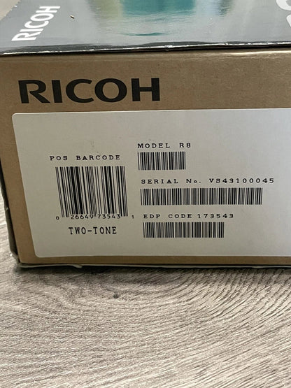 Ricoh R8 10MP 7.1x Zoom Compact Digital Camera – Rare Black Edition (Brand New)