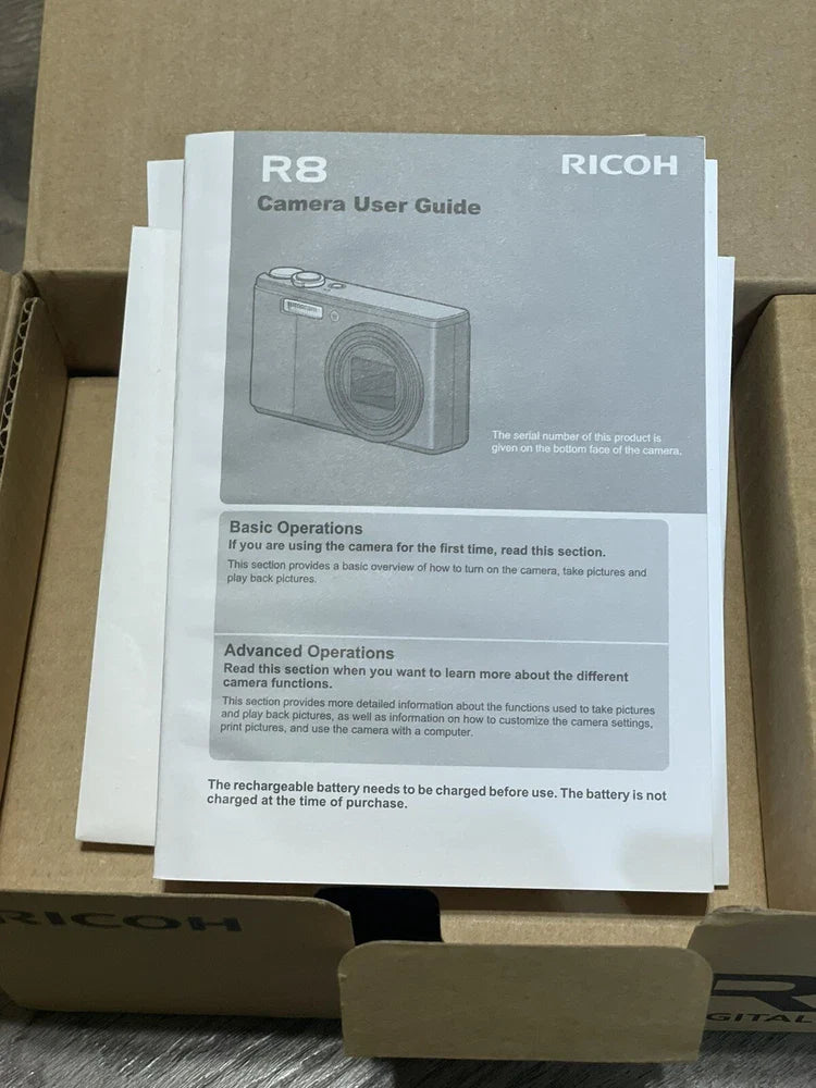 Ricoh R8 10MP 7.1x Zoom Compact Digital Camera – Rare Black Edition (Brand New)